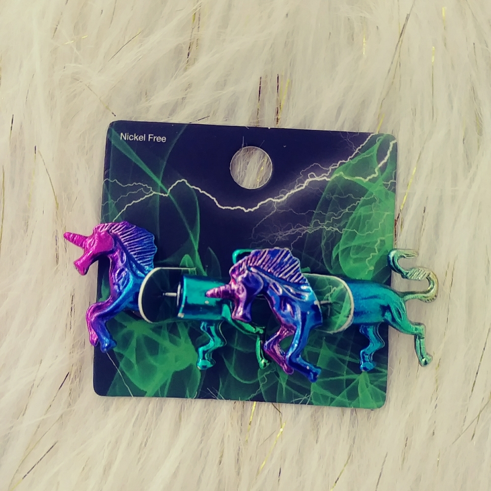 Hot Topic unicorn earrings
